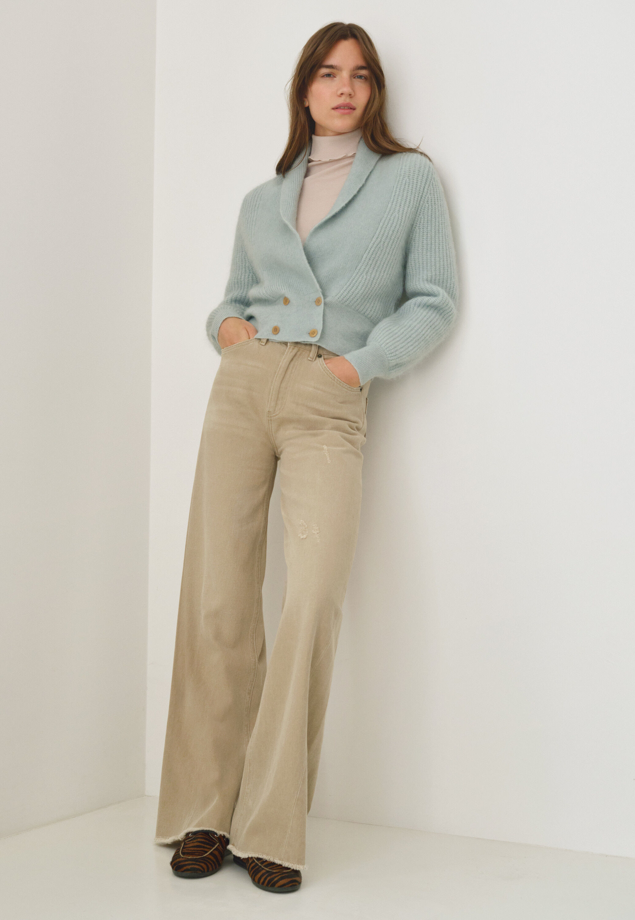 Tie-front cord top