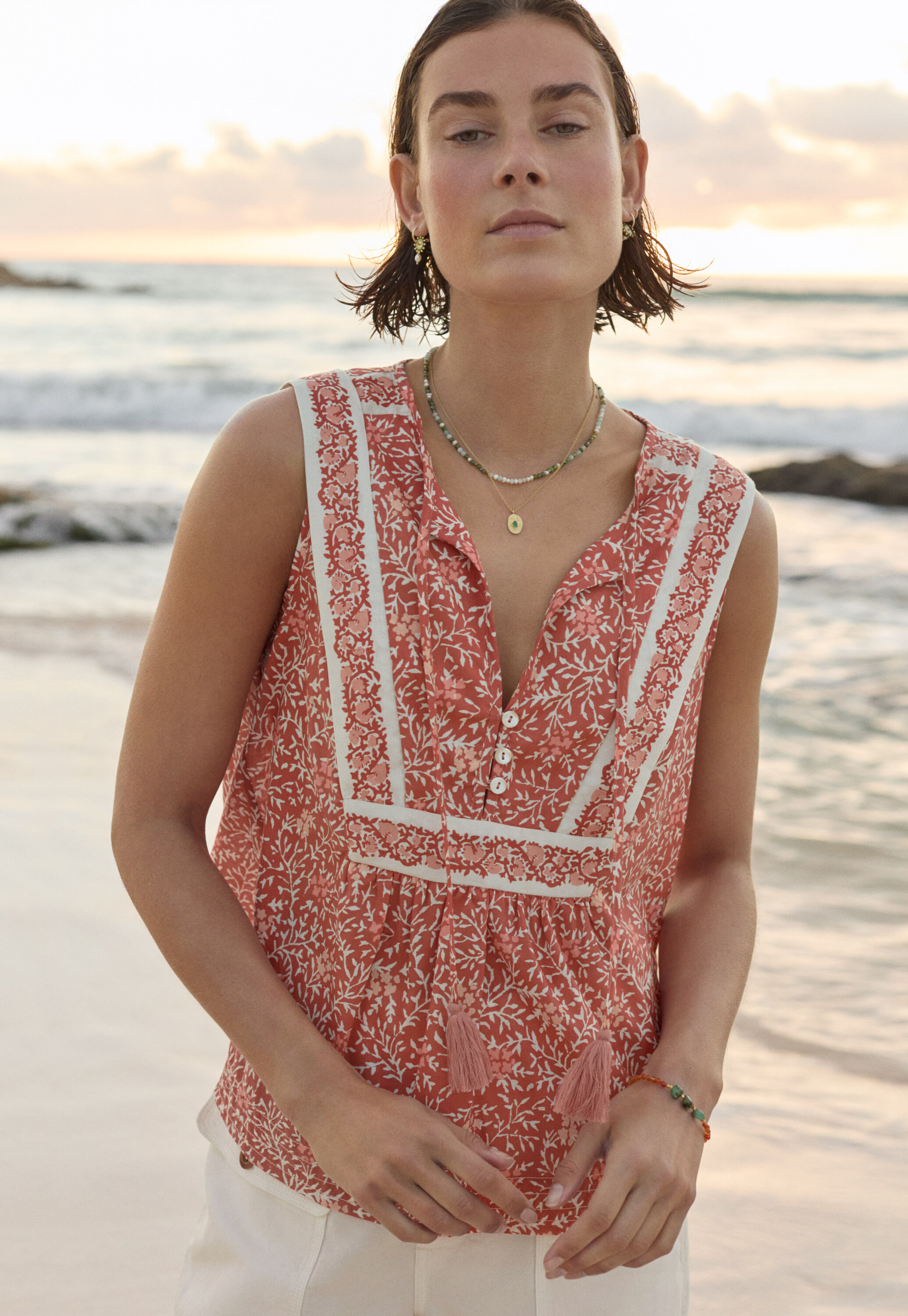 Printed sleeveless top